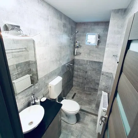 Garsoniera Daniela Apartment Tirgu Ocna Exterior photo
